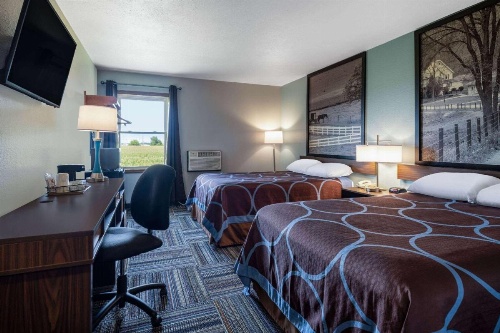 Super 8 by Wyndham Mattoon image 12
